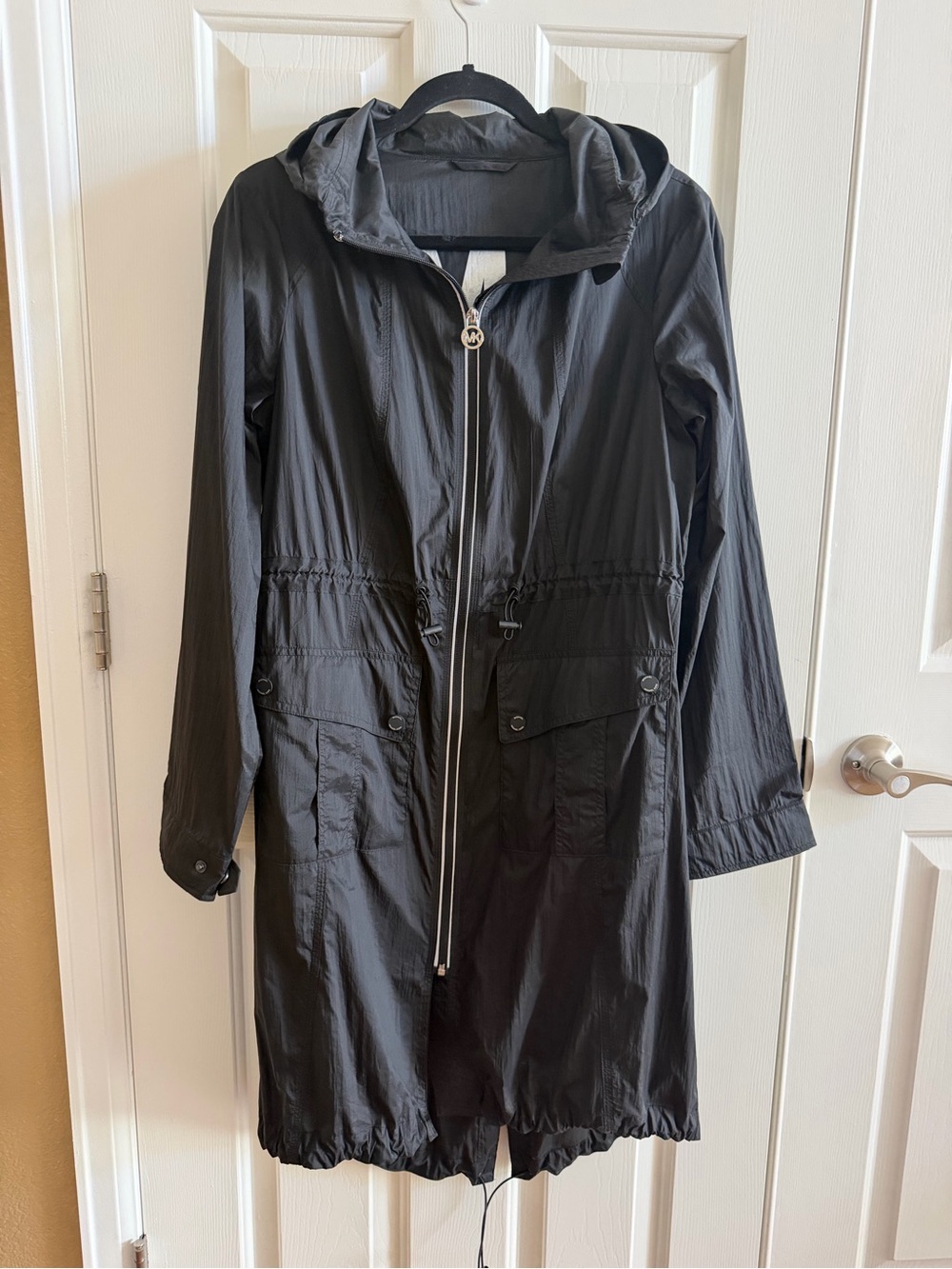 Michael Kors Lightweight Hooded Raincoat Anorak Black Long Jacket Size M NWOT